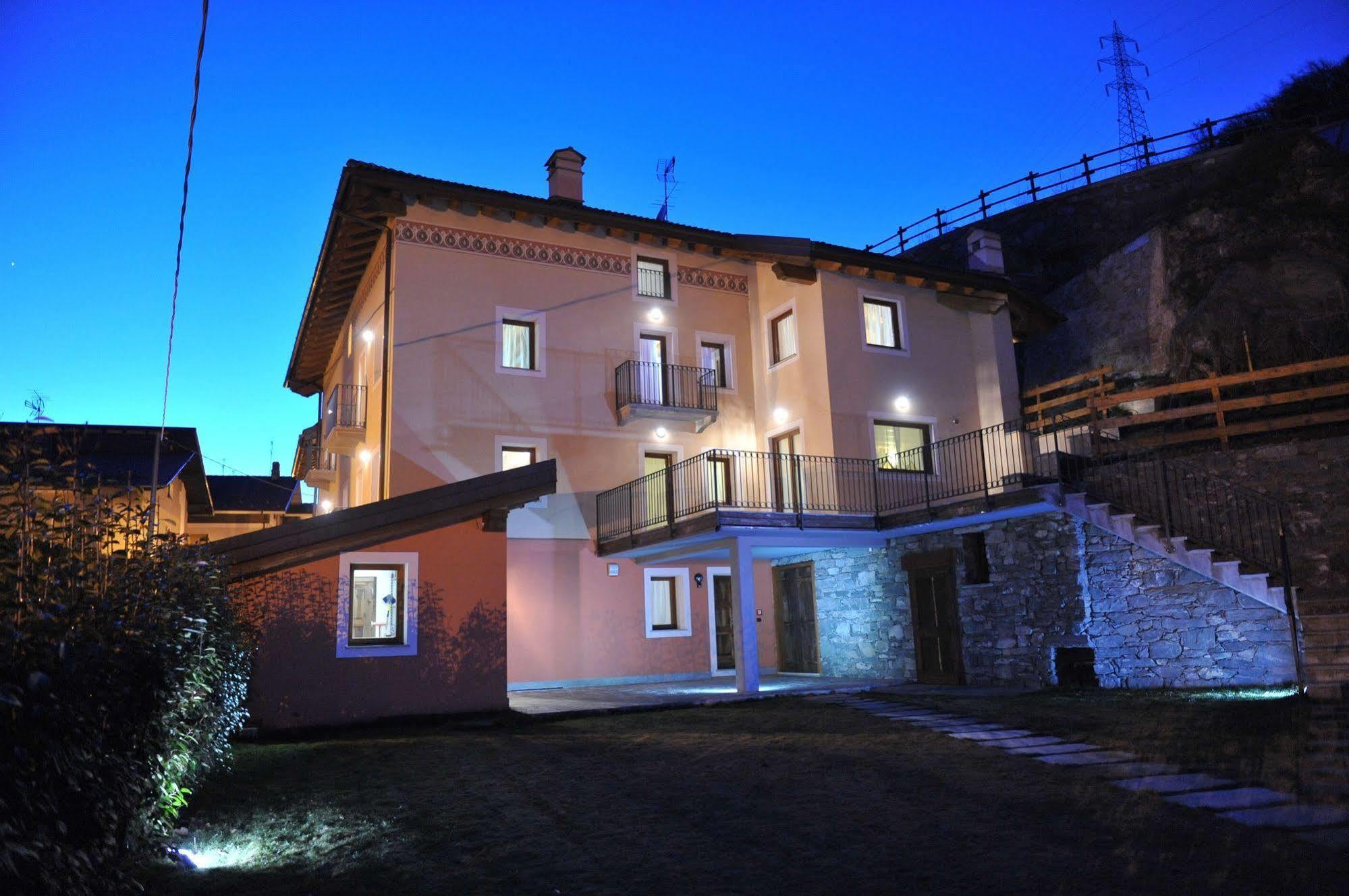 Villa Au Berceau du Bien-Etre à Chambave Extérieur photo